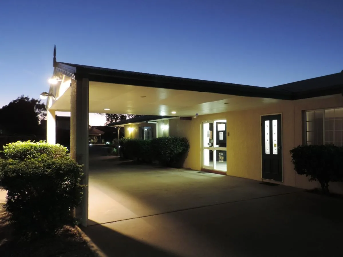 mt-isa-places-to-stay-motels.