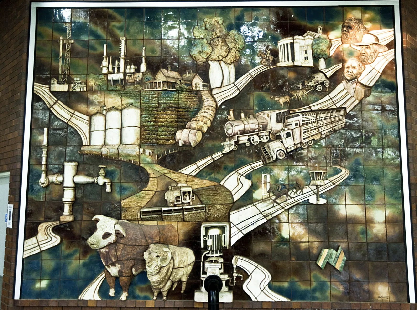 clay-mural