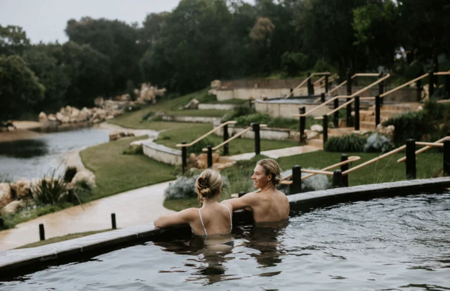 75 Romantic Things to do in Melbourne for Couples Date Night Ideas!