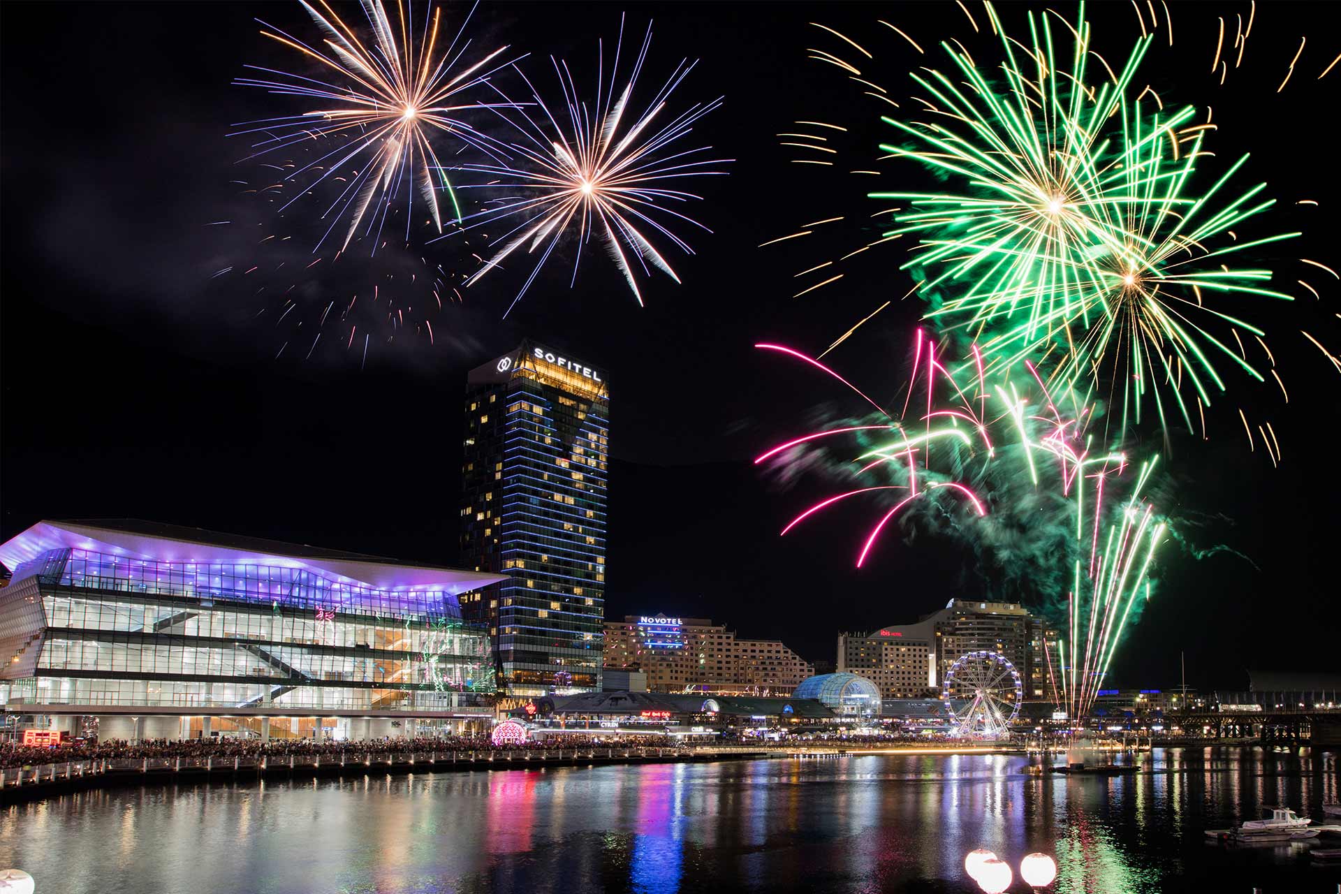 Darling-Harbour-Fireworks