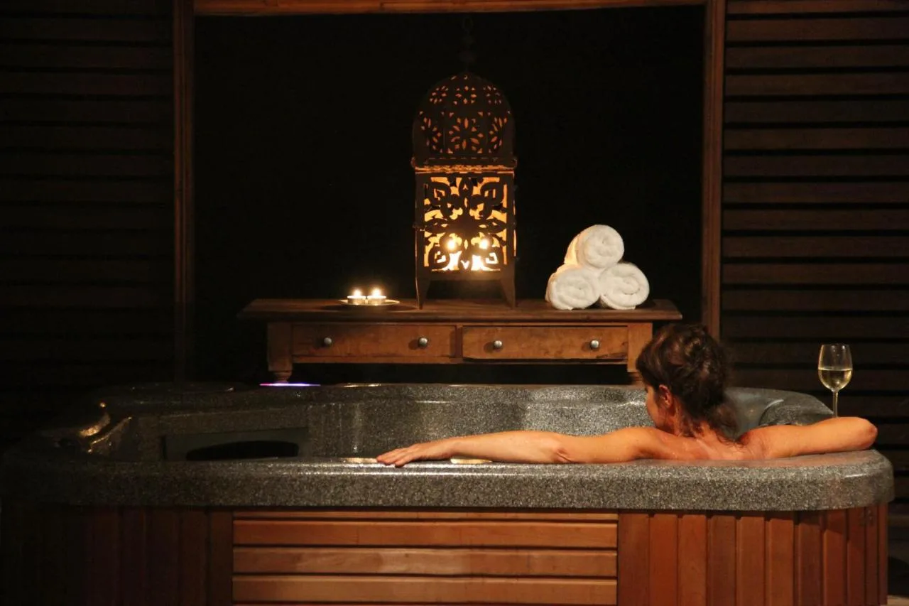 HOTELS-WITH-HOT-TUBS-IN-HUNTER-VALLEY