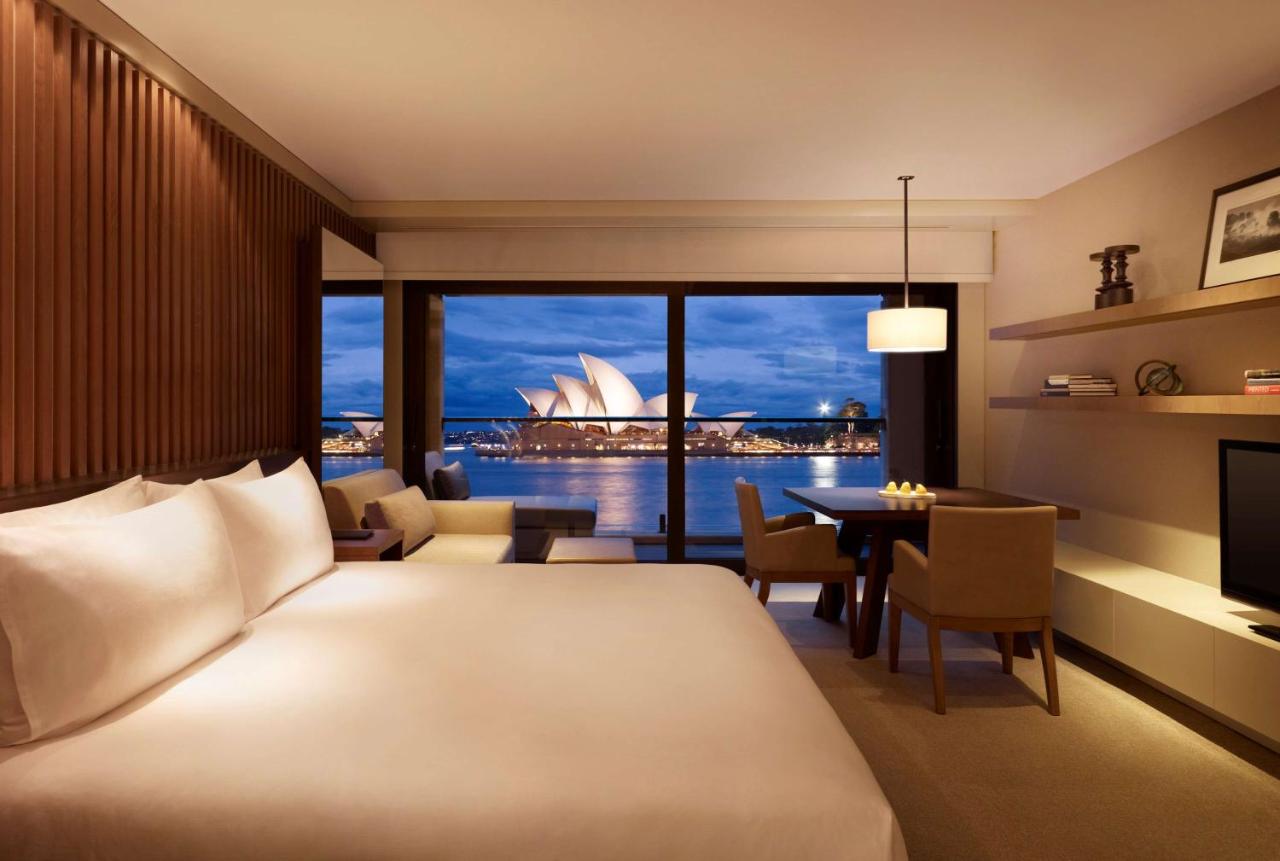 best-hotels-in-sydney-harbour-views