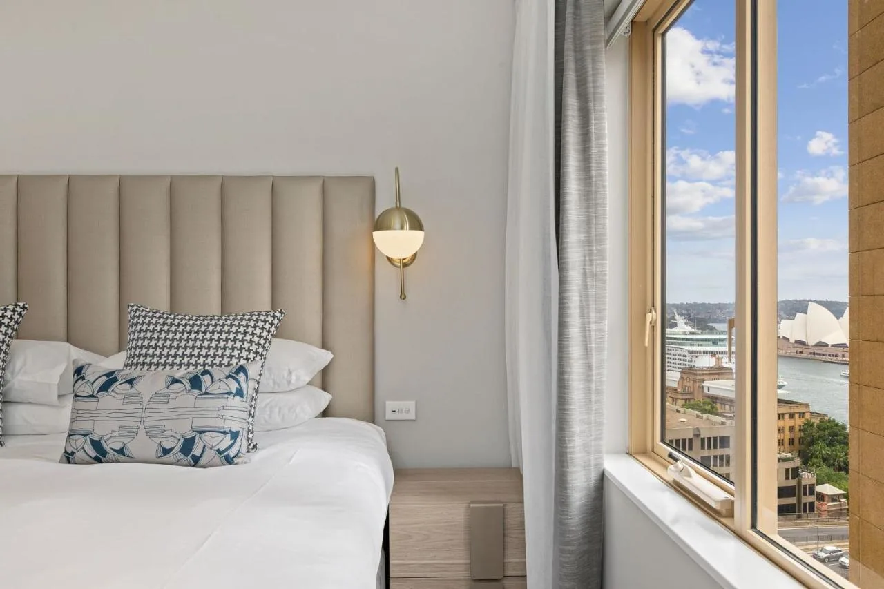 sydney-hotels-with-harbour-views