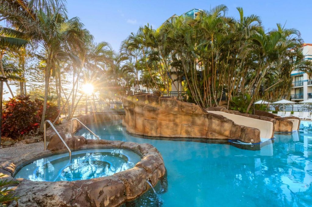 Oaks-Gold-Coast-Calypso-Plaza-Suites