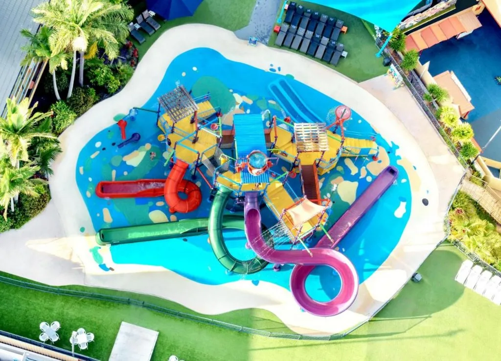 where to stay in gc for families