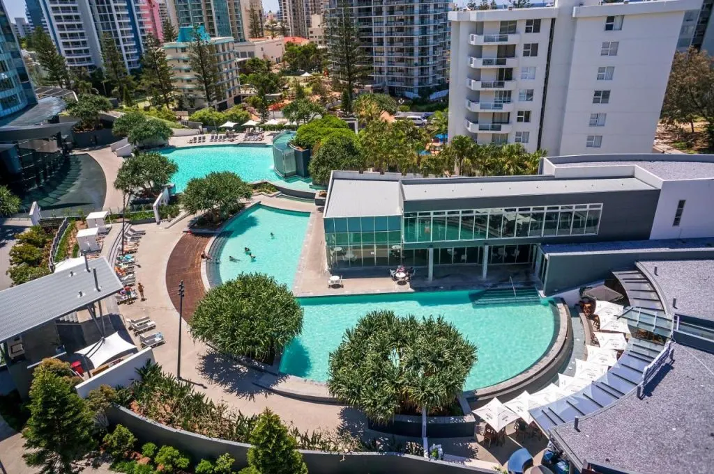 q1-resort