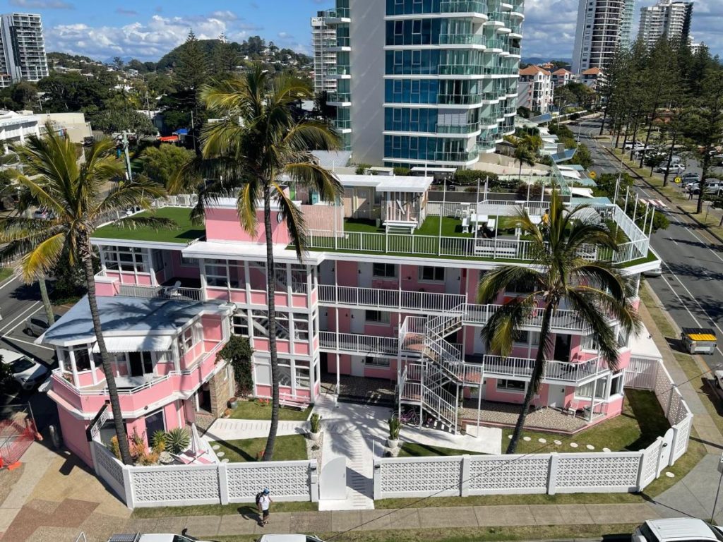 the-pink-coolangatta