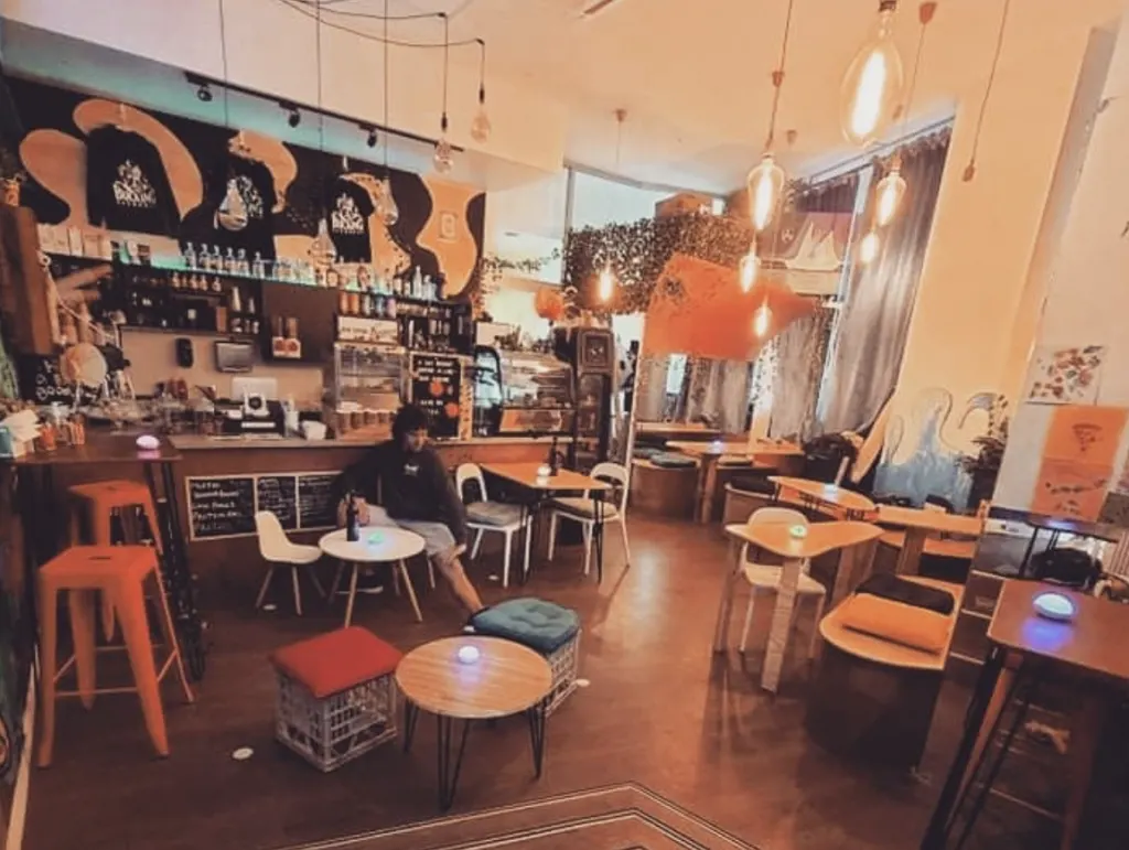 Bucking seahorse cafe